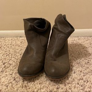 short cowboy boots